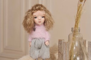 Интерьерная кукла: MARGO - Описание