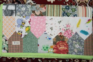 Ковдра з клаптиків дитяча. Розмір 110х135 см. - Опис