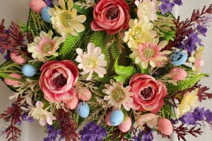 Пасхальный венок с цветами лаванды - Описание
