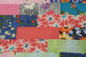 Ковдра з клаптиків дитяча. Розмір 110х140 см. - Опис