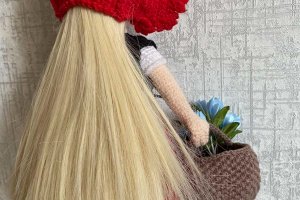 Інтер'єрна лялька ручної роботи - Опис