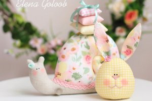 Робота Весняний декор -Равлик рожевий і жовтий кролик-кругляк