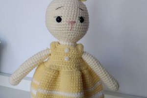 Вязаная игрушка кролик Аврора - Описание