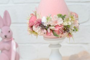 Робота Декоративне велюрове яйце з декором -1