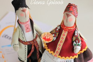 Зайці в національному вбранні-сувенір з душею України - Опис