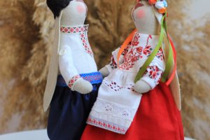 Зайці-українці-подарунок з душею України - Опис