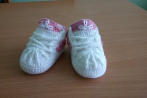 Пінетки-кросівки для дівчинки - Опис