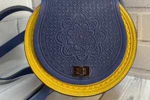 Шкіряна жіноча сумка,кругла сумка - ІНШІ РОБОТИ
