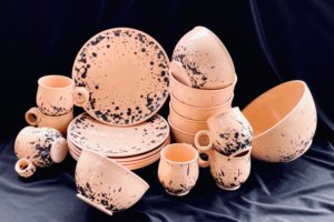 Глазированный сервиз - Описание