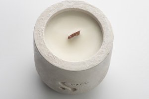 Ароматическая свеча с ароматом N 02 - Пахлава сливовая - Описание