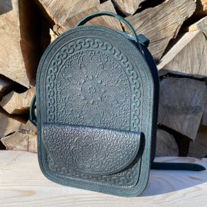 Робота РЮКЗАК З НАТУРАЛЬНОЇ ШКІРИ "ТАЛІСМАН"т.зелений