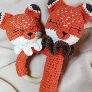 Работа Погремушки-лисички