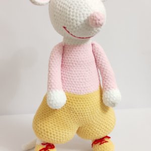 Робота Миша велика.