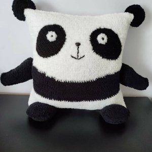 Робота Подушка в'язана декоративна.