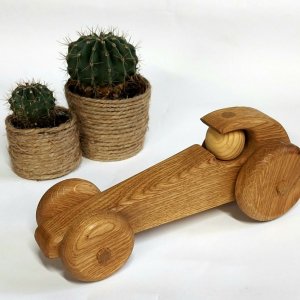 Робота Дерев'яна іграшка "Болід"