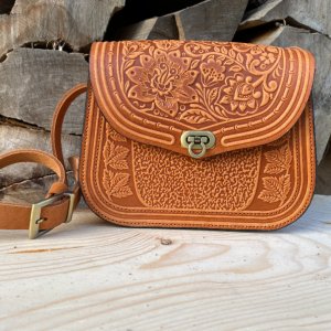 Робота ШКІРЯНА ЖІНОЧА СУМКА "РОЗМАЙ" рижий