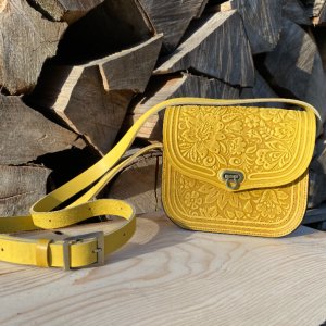 Робота СУМКА ШКІРЯНА "КВІТКА" Жовтий колір