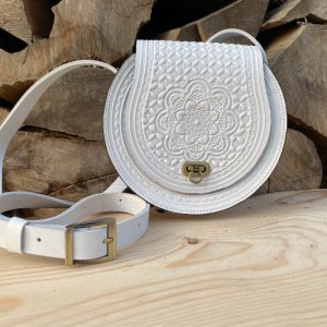 Робота ЖІНОЧА СУМКА З НАТУРАЛЬНОЇ ШКІРИ "КОЛОРИТ" КОЛІР Білий