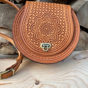 Работа Женская сумка из натуральной кожи "КОЛОРИТ" ЦВЕТ Рыжий