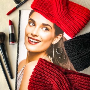 Робота В'язана пов'язка