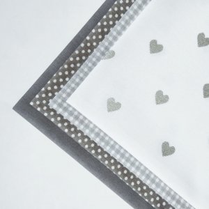 Робота Набір тканини для рукоділля "Срібне серце" з 4 шт.