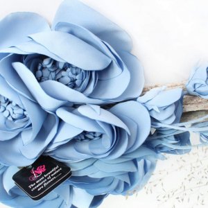 Робота Квіткова брошка "Леді"