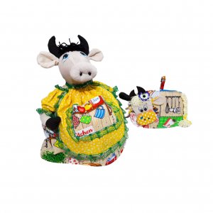 Работа Грелка на заварочный чайник Телка с теленком.