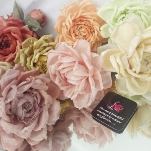 Работа Шелковая роза "Роскошь"