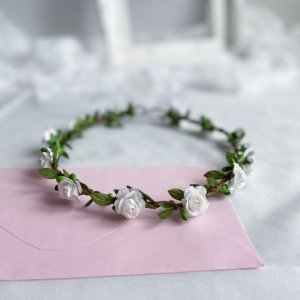 Работа Белый венок с розами для первого причастия и невесте.