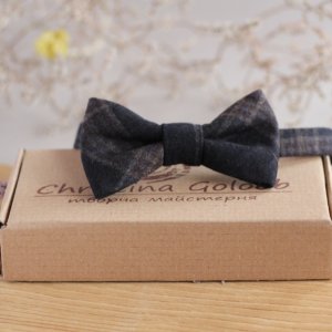 Работа  Галстук-бабочка из шерсти в клетку серо-фиолетовый