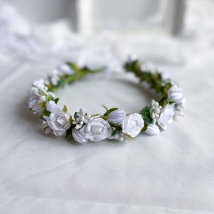 Работа Белый венок из роз для первого причастия и невесте.