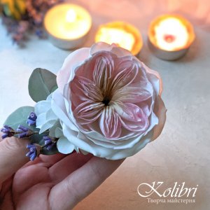 Робота Заколка для волосся з квітковою композицією