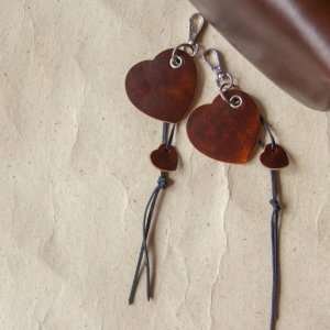 Работа Брелок сердечко коричневе