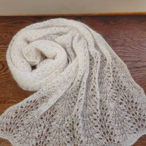 Работа Палантин из кид мохера