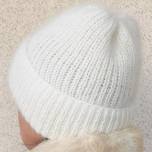 Работа Шапка с отворотом из пуха норки