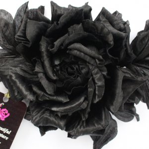 Работа Шелковая роза "Глория"