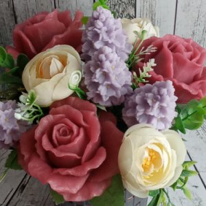 Работа Букет из мыла