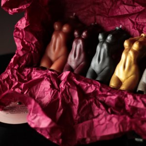 Работа Свечи натуральные женский торс