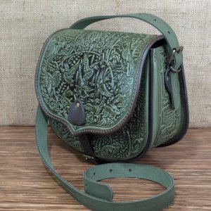 Работа Сумка кожаная Ягдаш оливково-коричневая