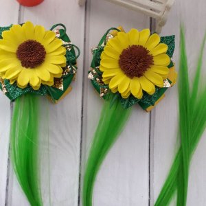 Работа Бантики ромашками и прядями