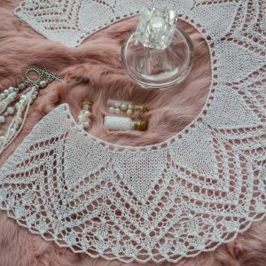 Робота Накладний комір "Морозний візкрунок"