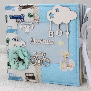 Работа Скрап альбом для новорожденного малыша на год