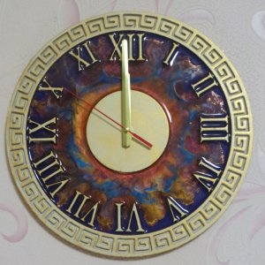 Работа Настенный часы с эпоксидной смолой