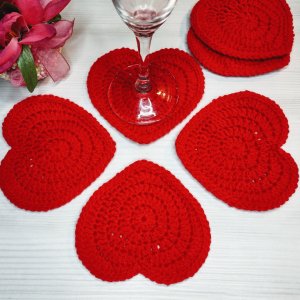 Работа Салфетки "Сердечки"