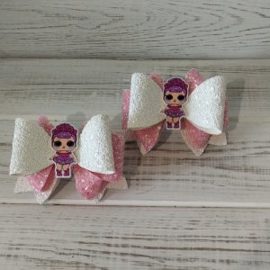 Робота Бантики з еко шкіри з куклами Лол