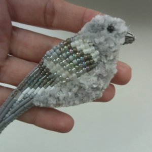 Робота Брошка Пухнастик сірий