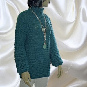 Работа Женский свитер крупной вязки оверсайз