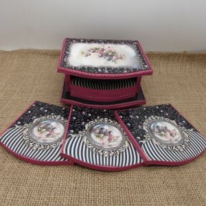 Работа Комплект подставок под горячее.