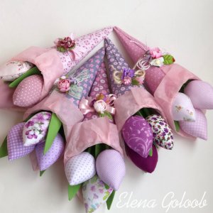 Работа Букет тюльпанов в упаковке