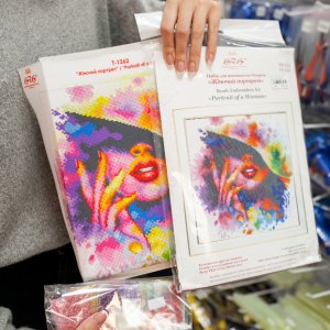 Робота вишивка бісером